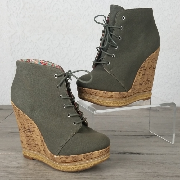 hope rest wedge bootie